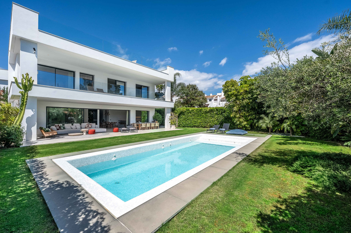Nueva Andalucia, Marbella