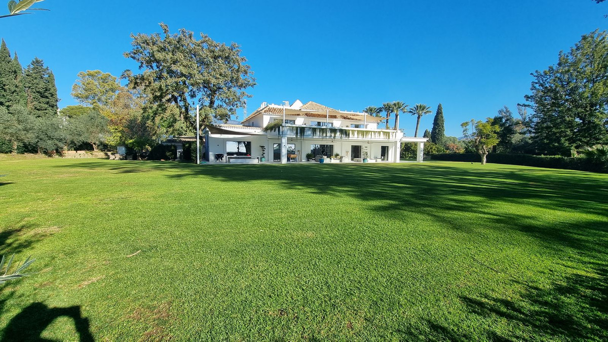 New Golden Mile, Estepona